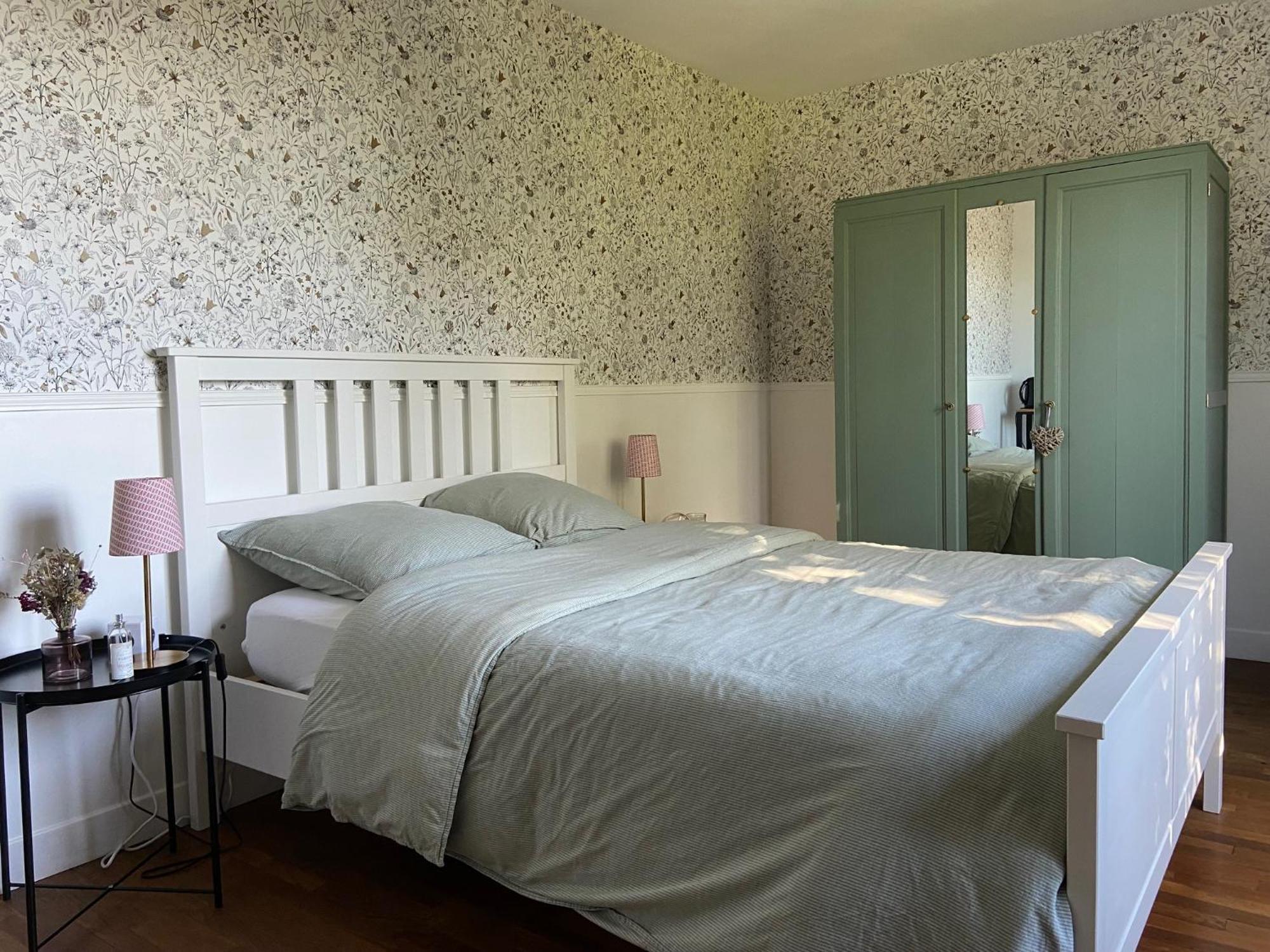 Les Chambres De L'Atelier Marigne-Laille Luaran gambar